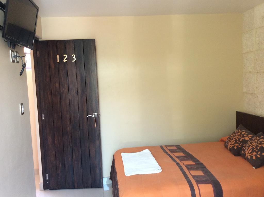 קטאמקו Hotel Juros מראה חיצוני תמונה